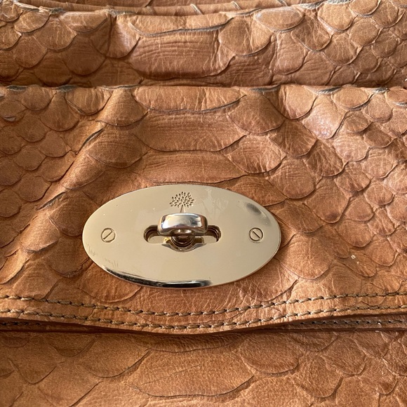 Tan and gold Mulberry shoulder/crossbody/top handle purse - Picture 2 of 7